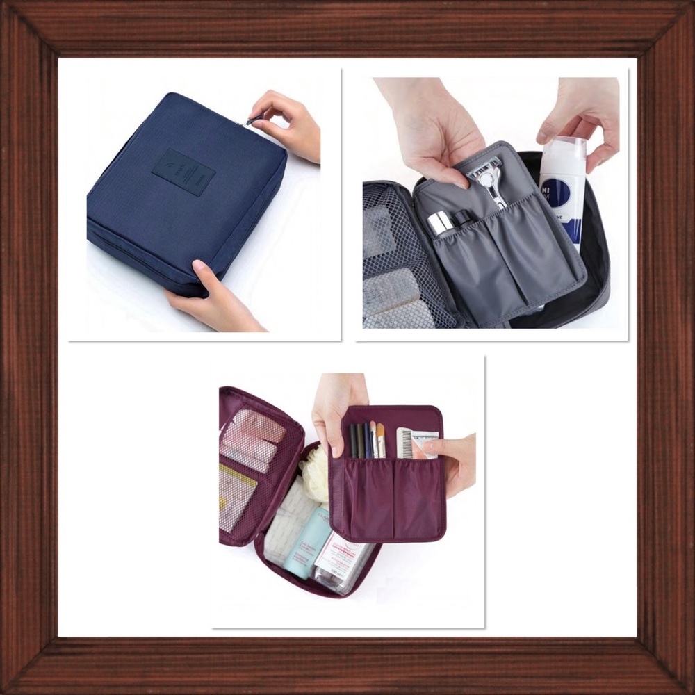 🚨CLOSET CLOSING🚨 Navy Travel Cosmetics & Toiletries Bag